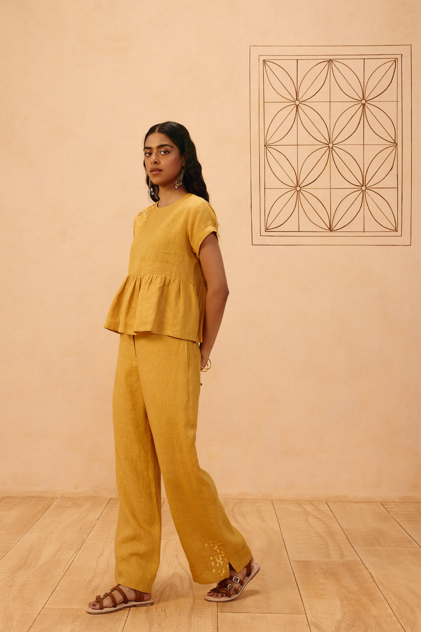 The Ghar Linen Trousers