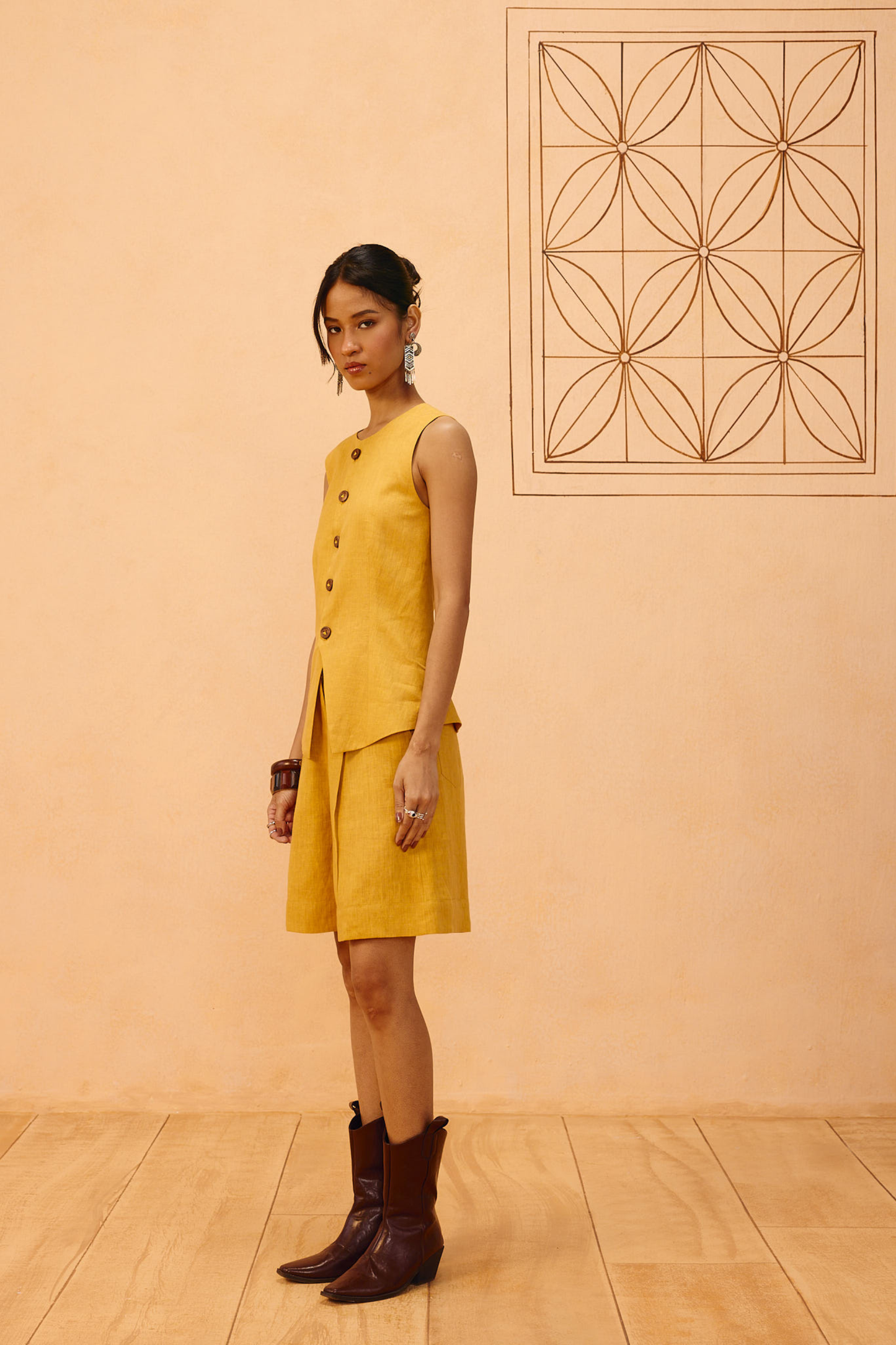 Golden Daydream Linen Waistcoat