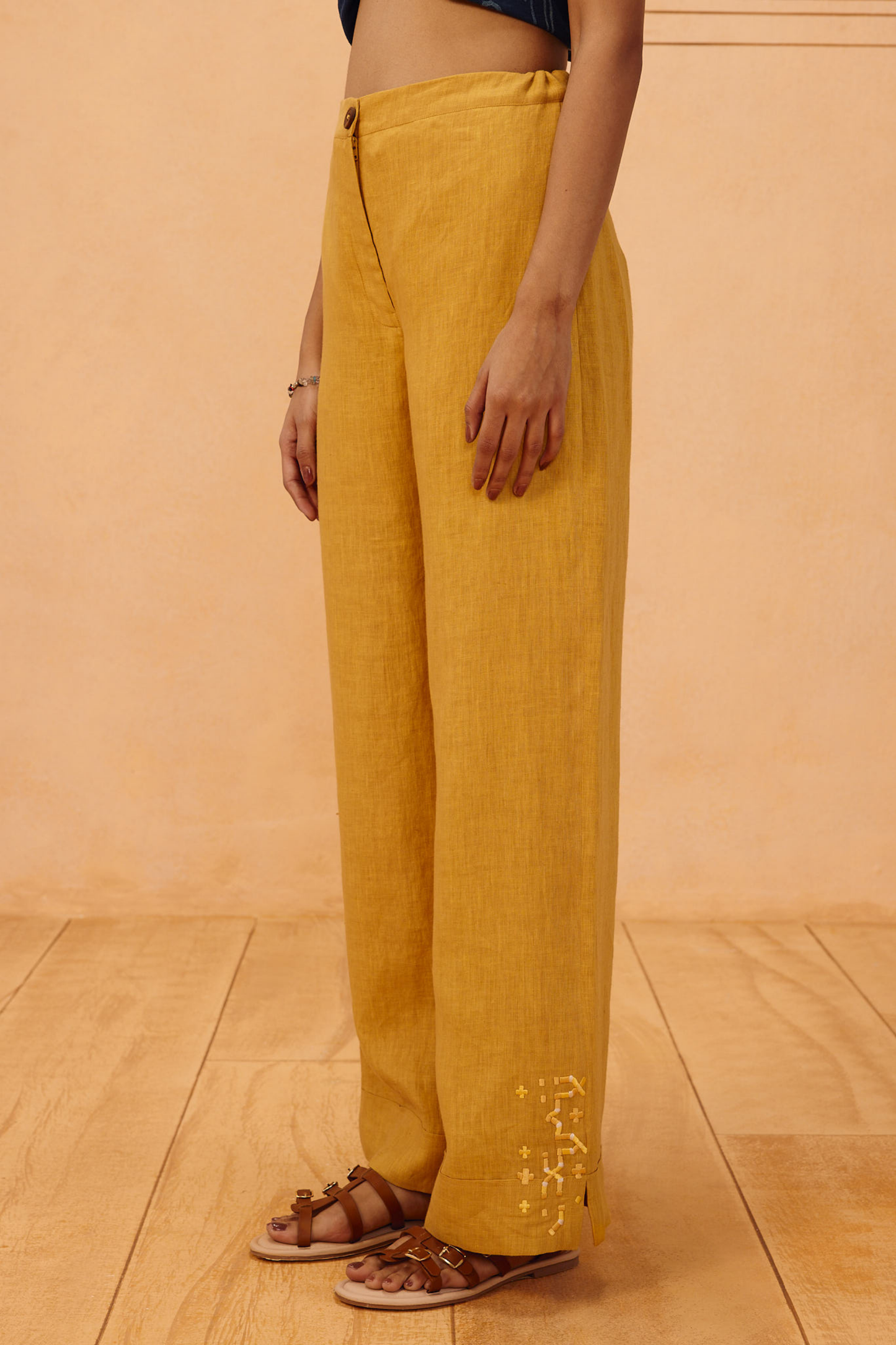 The Ghar Linen Trousers